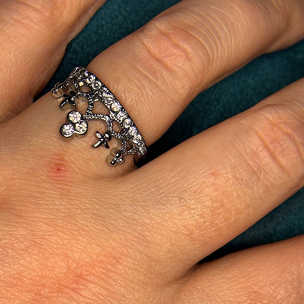 Size 7 Ladies Fashion Jewelry Princess Crown Ring